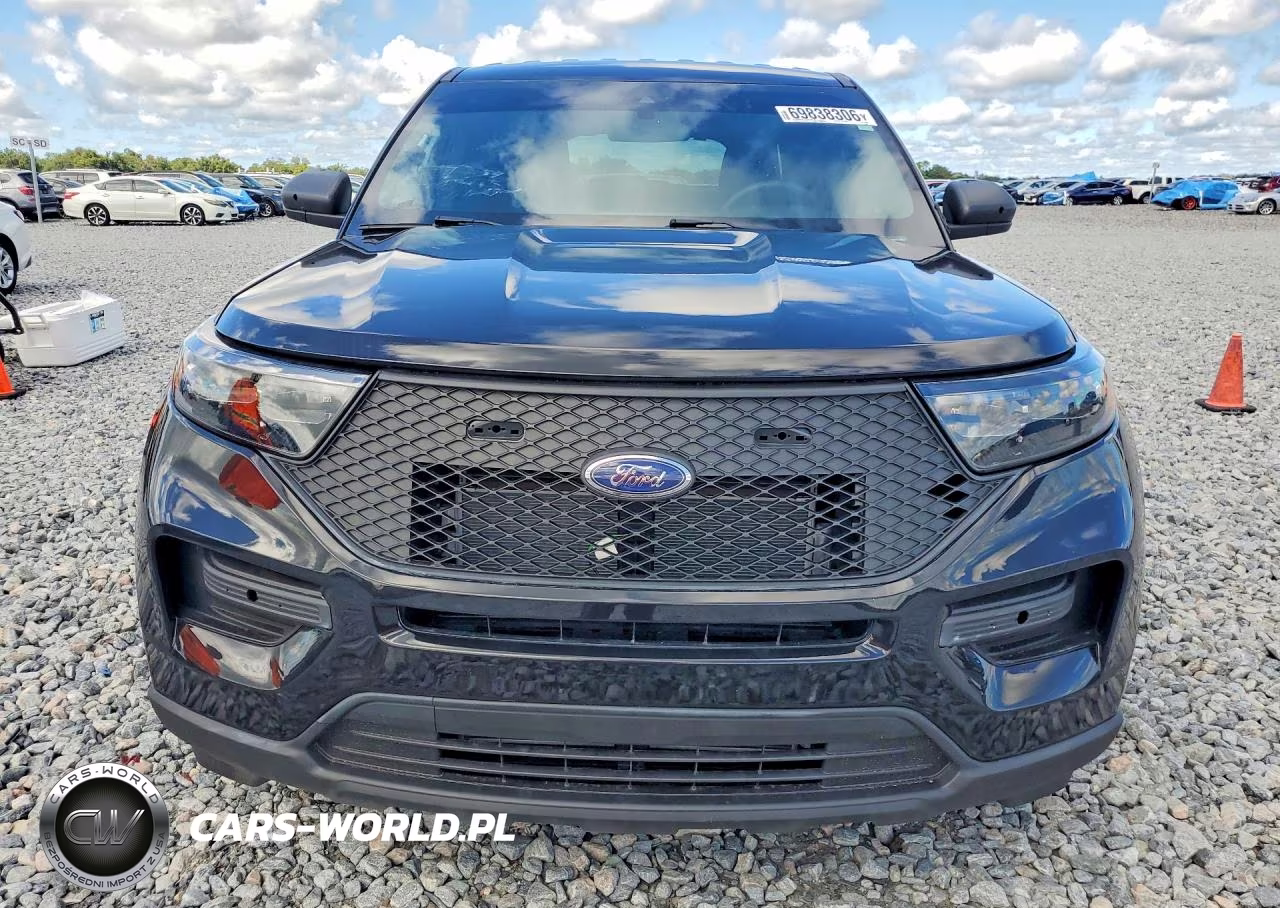 2023 Ford Explorer Police Interceptor VIN:1FM5K8AB1PGB60125 - 5