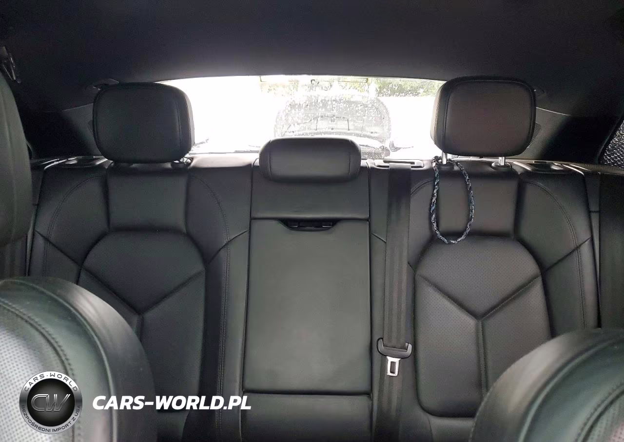 2015 Porsche Macan S VIN:WP1AB2A57FLB70043 - 10
