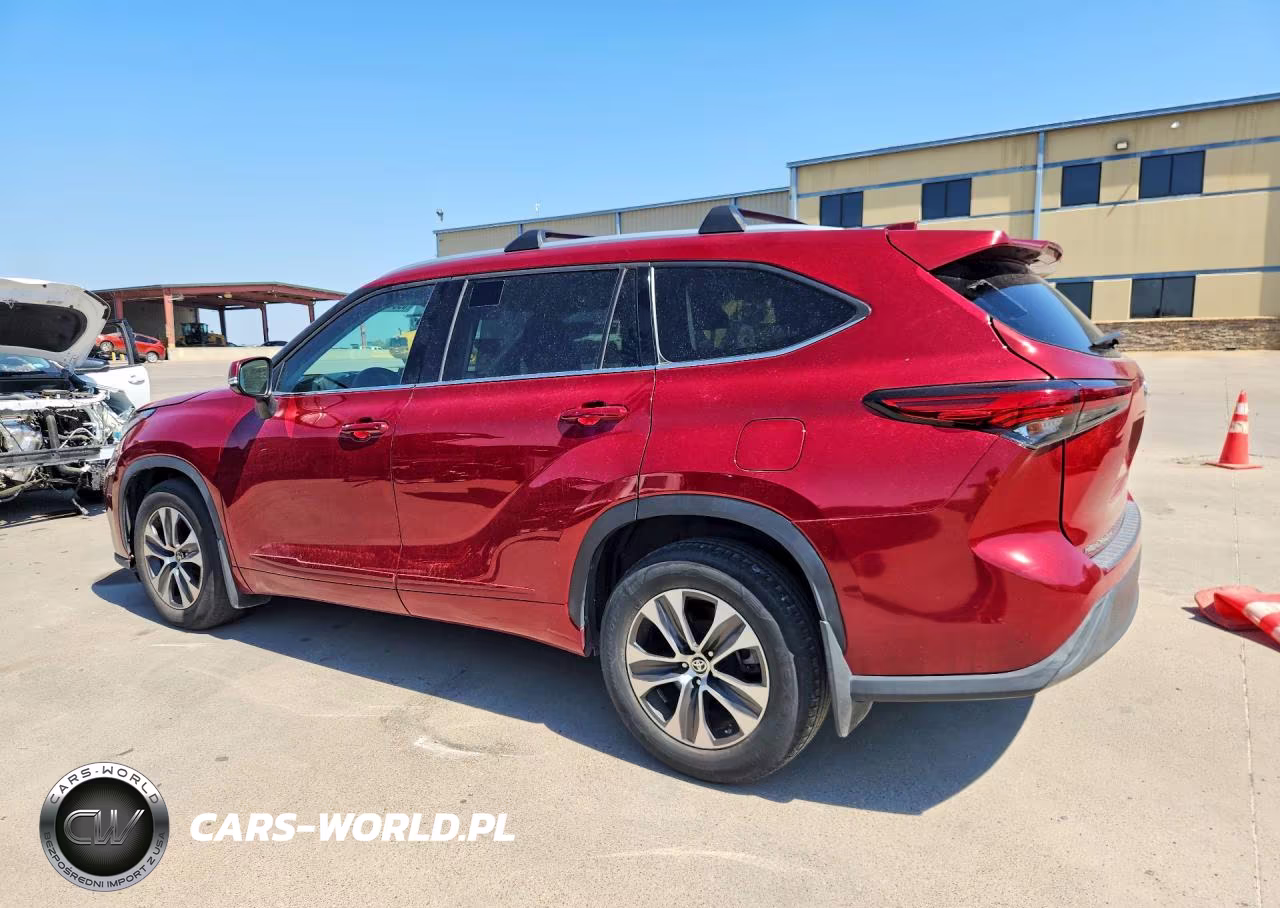 2022 Toyota Highlander Xle VIN:5TDGZRAH8NS093481 - 2