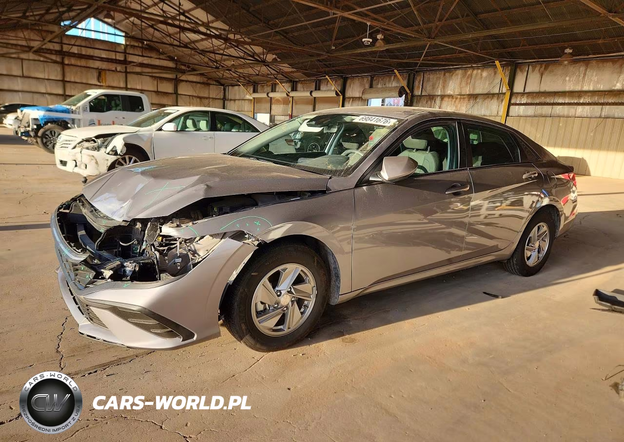 2025 Hyundai Elantra Se VIN:KMHLL4DG6SU008131 - 1