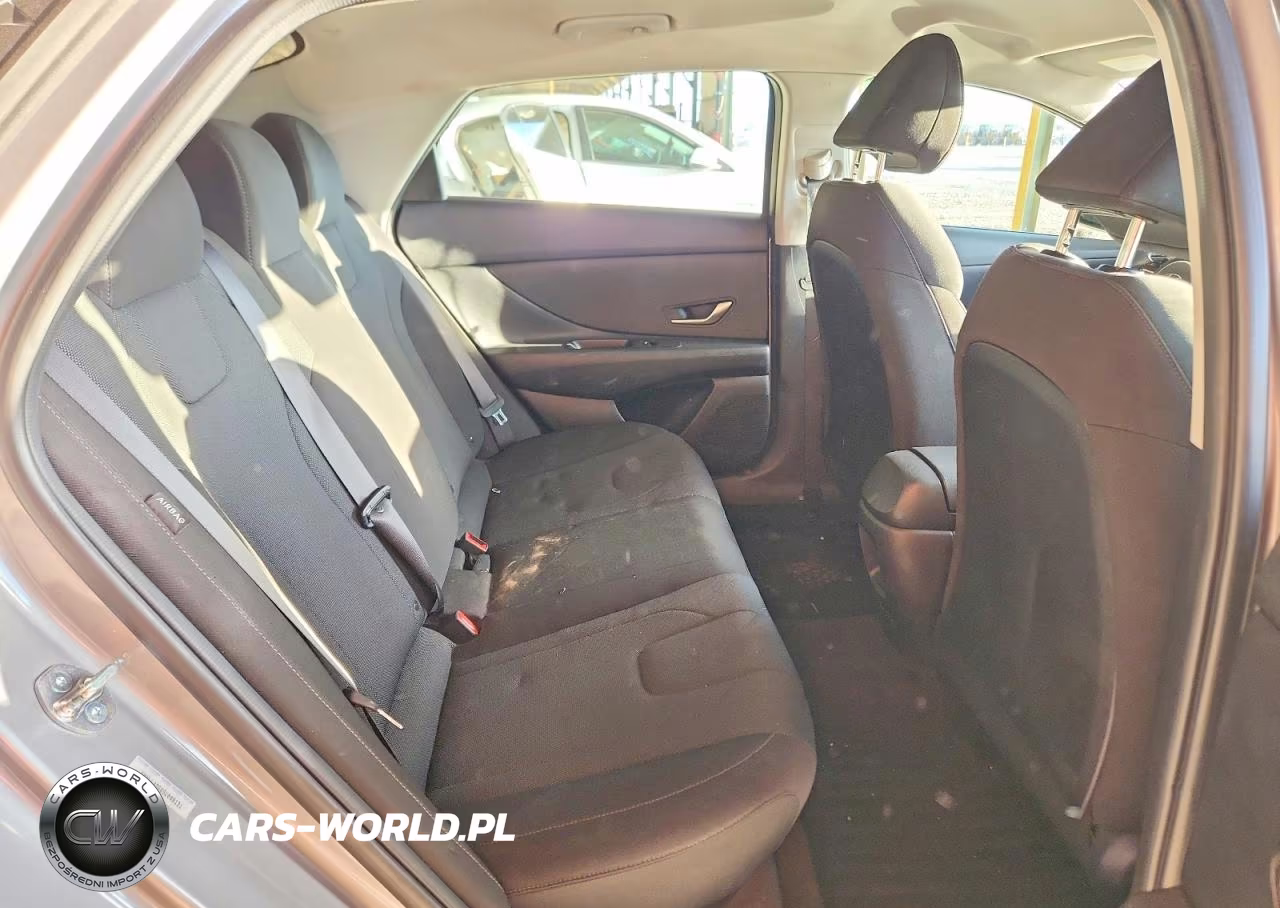 2025 Hyundai Elantra Se VIN:KMHLL4DG6SU008131 - 10