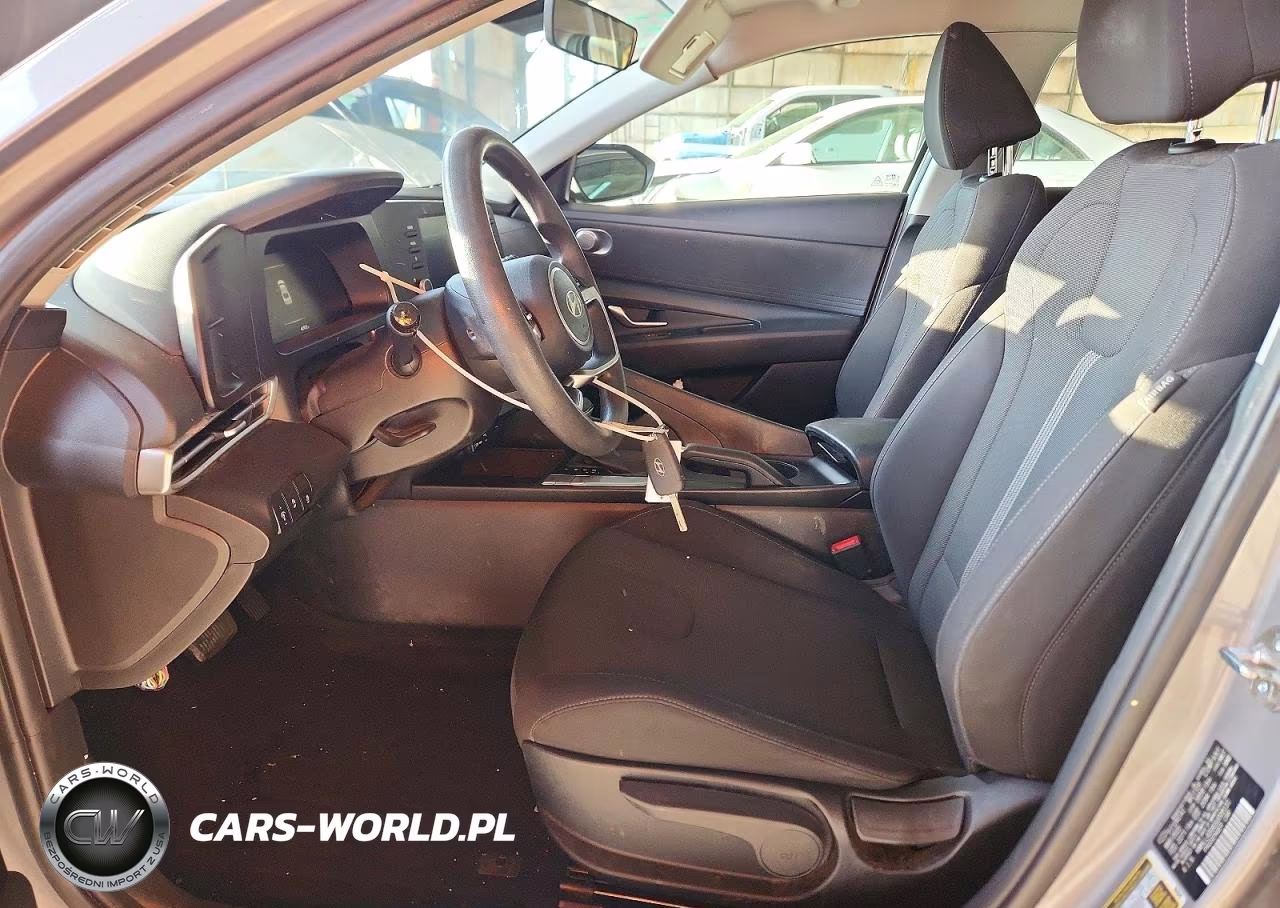 2025 Hyundai Elantra Se VIN:KMHLL4DG6SU008131 - 7