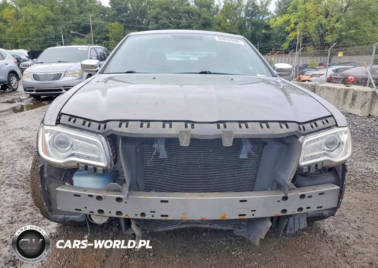 2011 Chrysler 300 Limited VIN:2C3CA5CGXBH584345 - 5