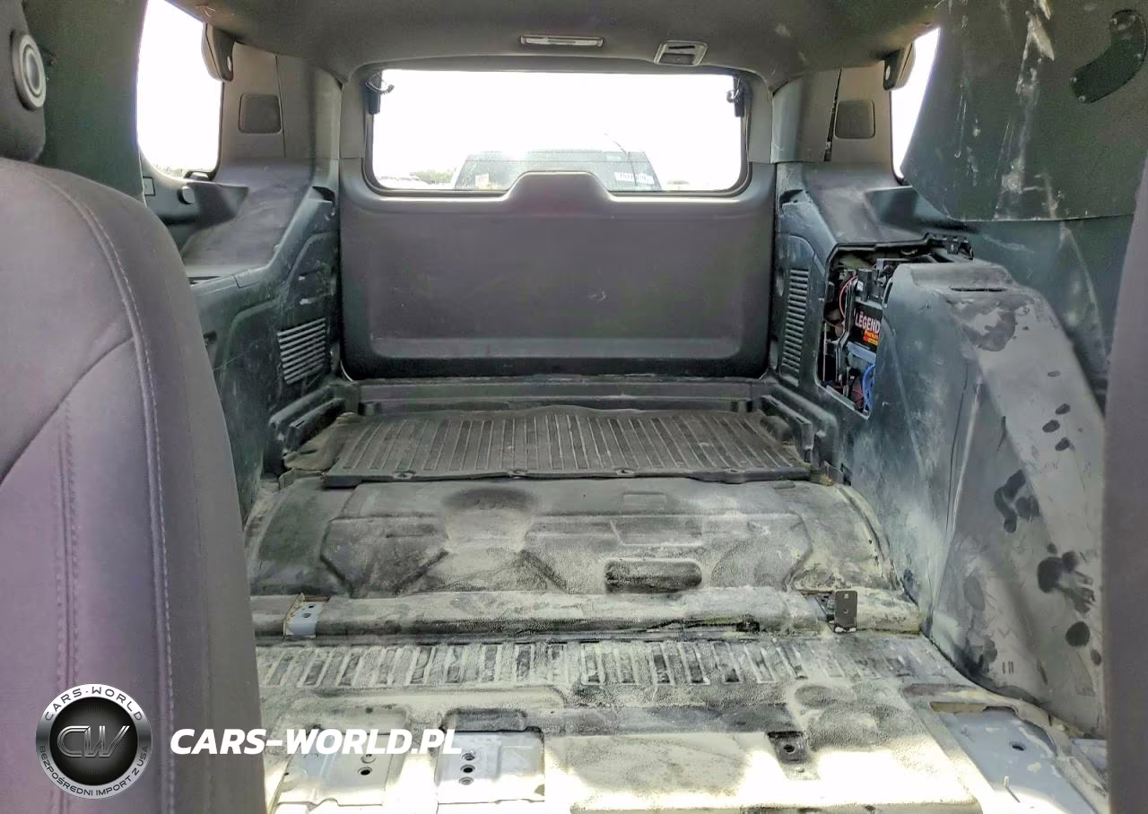 2023 Chevrolet Tahoe C1500 VIN:1GNSCLED0PR286152 - 10