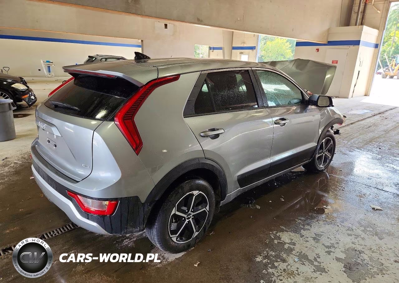 2026 Kia Niro Lx VIN:KNDCP3LEXT5330737 - 3