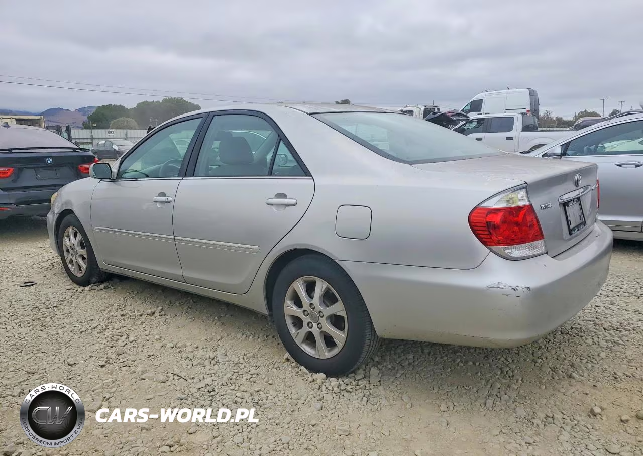 2005 Toyota Camry Xle VIN:4T1BE30K05U527593 - 2