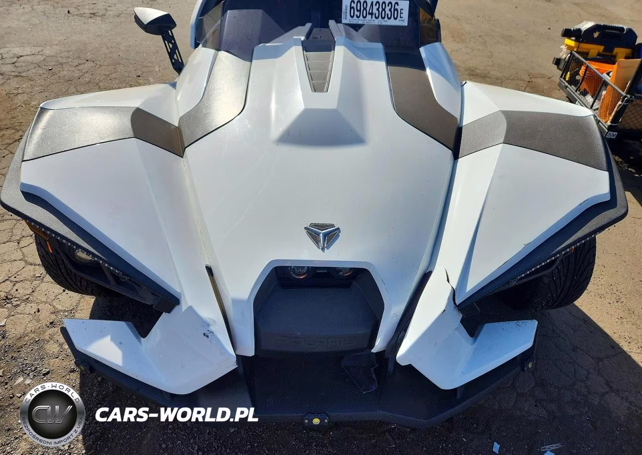 2019 Polaris Slingshot VIN:57XAASFA8K8136207 - 11