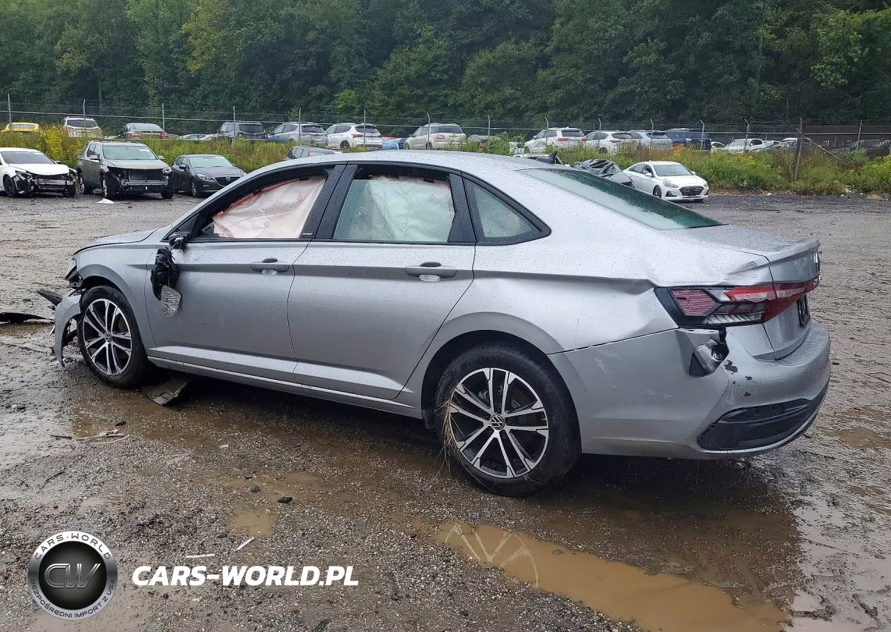 2026 Volkswagen Jetta Sport VIN:3VWBW7BU4TM060166 - 2