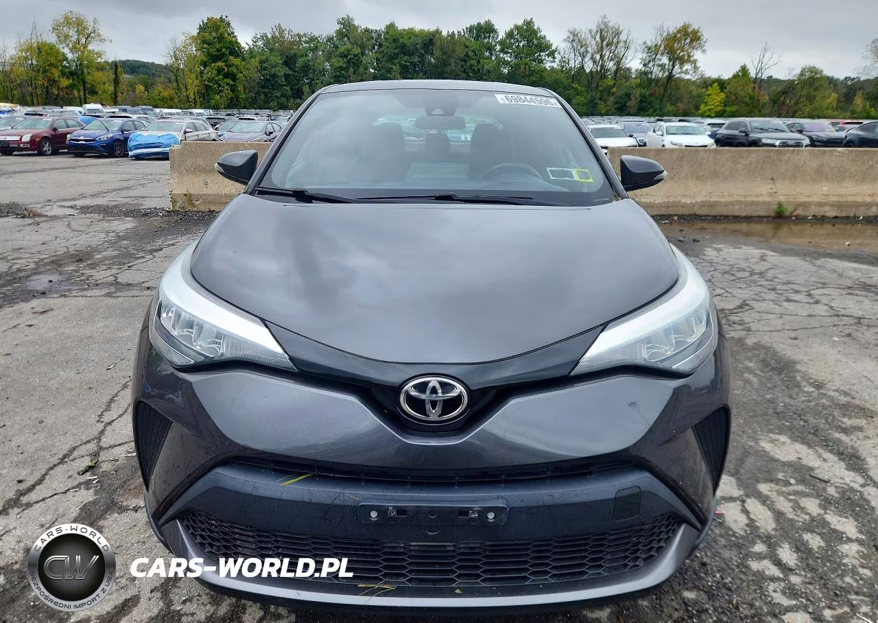 2020 Toyota C-Hr Xle VIN:NMTKHMBX0LR109383 - 5