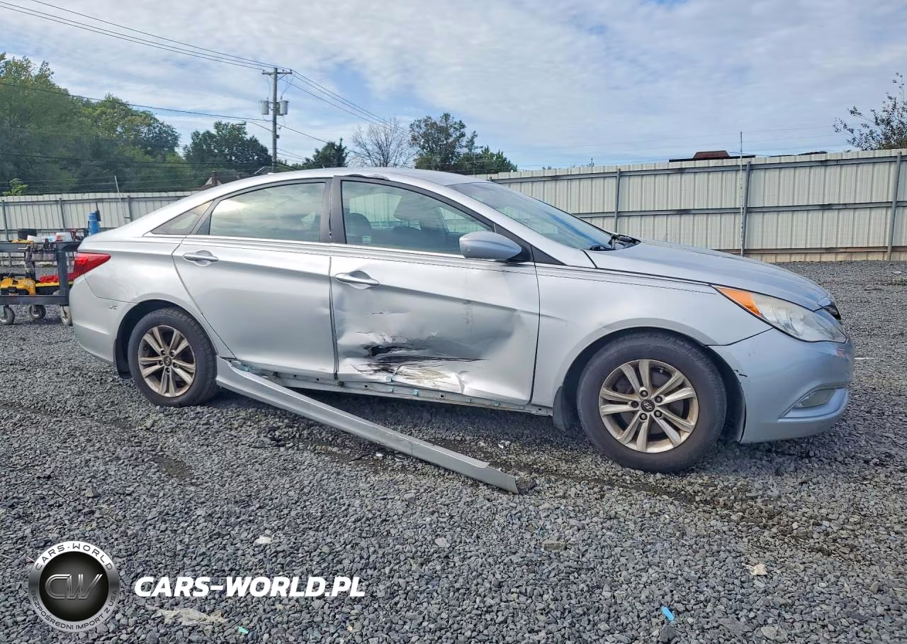 2013 Hyundai Sonata Gls VIN:5NPEB4AC1DH776209 - 4