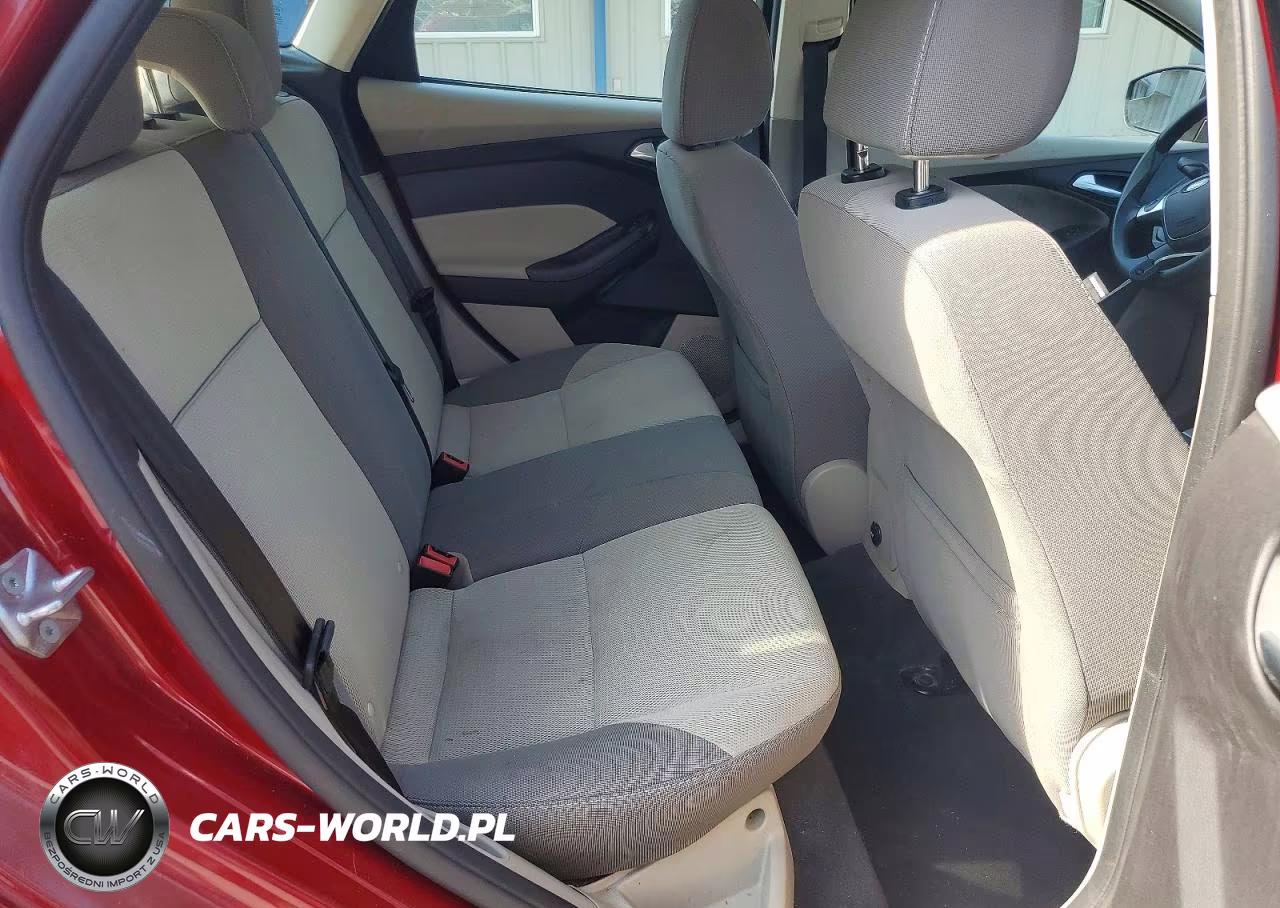 2013 Ford Focus Se VIN:1FADP3K21DL306583 - 10