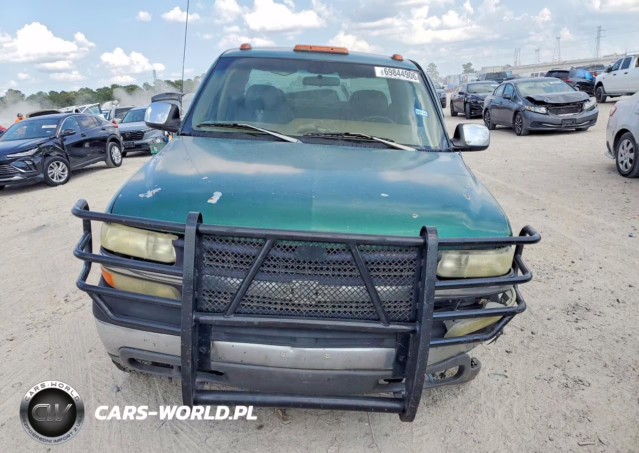1999 Chevrolet Silverado K2500 VIN:1GCGK29U4XE130919 - 5