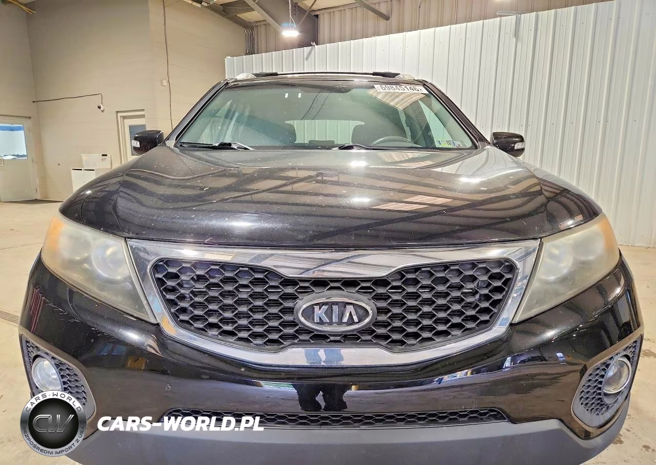 2011 Kia Sorento Lx VIN:5XYKT4A18BG165077 - 5