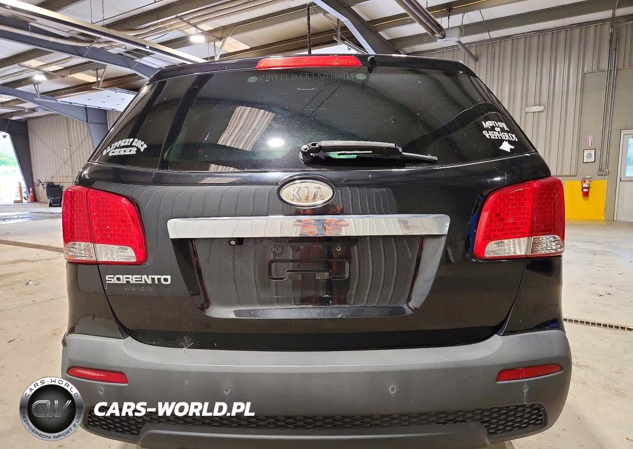 2011 Kia Sorento Lx VIN:5XYKT4A18BG165077 - 6