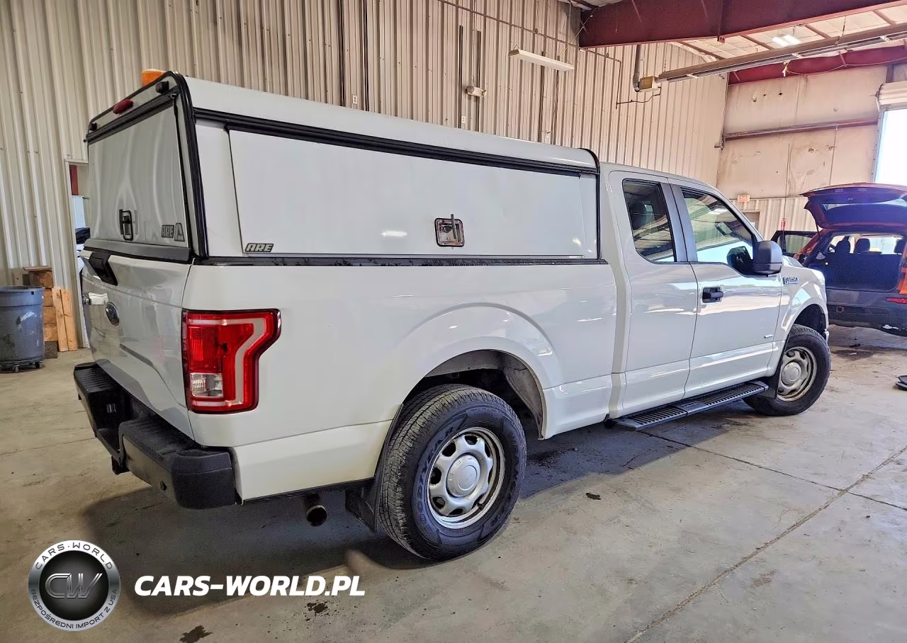 2016 Ford F150 Super Cab VIN:1FTEX1EP2GFB44752 - 3