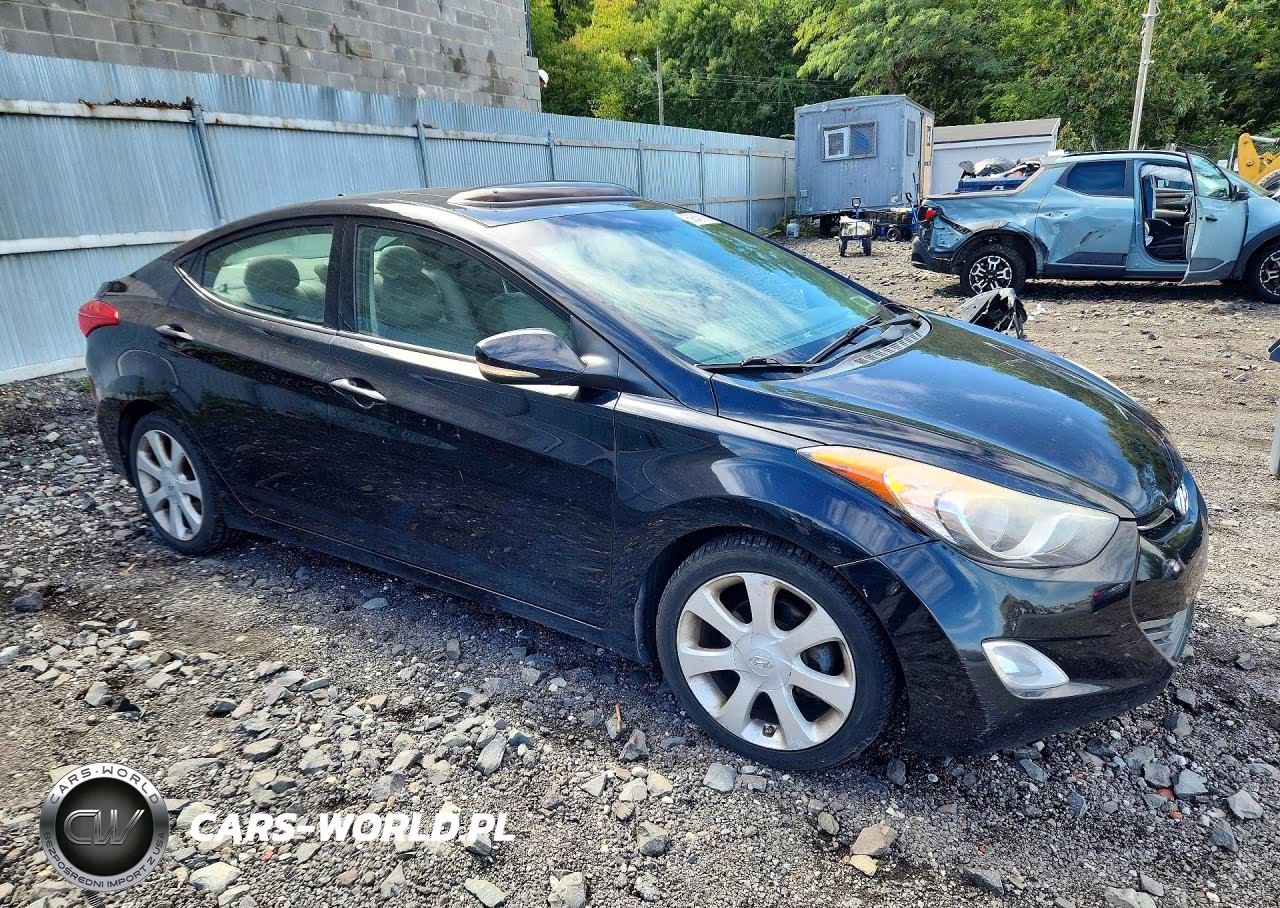 2013 Hyundai Elantra Limited VIN:5NPDH4AE7DH207523 - 4
