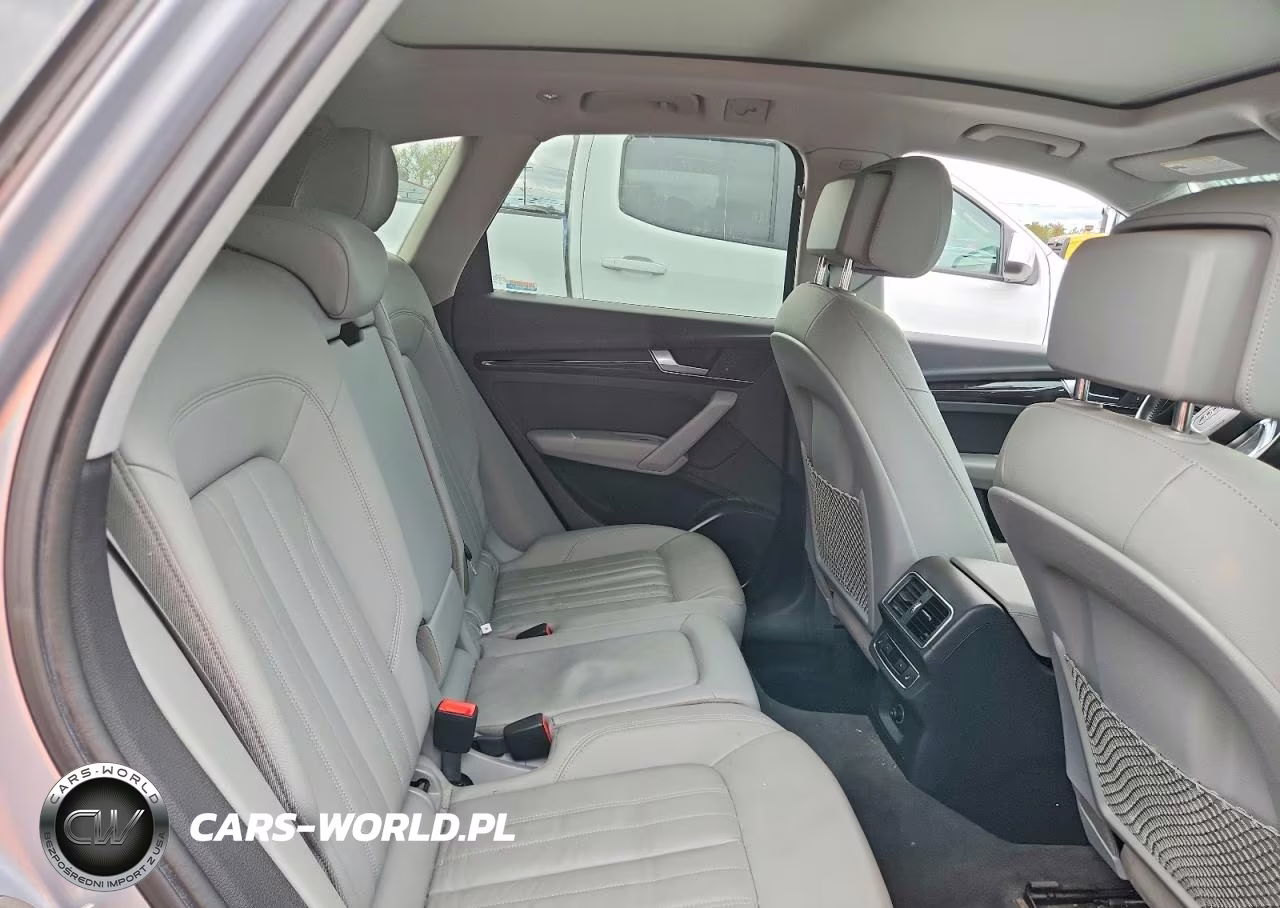 2018 Audi Q5 Premium Plus VIN:WA1BNAFY0J2229324 - 10