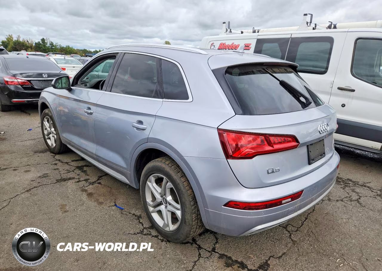 2018 Audi Q5 Premium Plus VIN:WA1BNAFY0J2229324 - 2