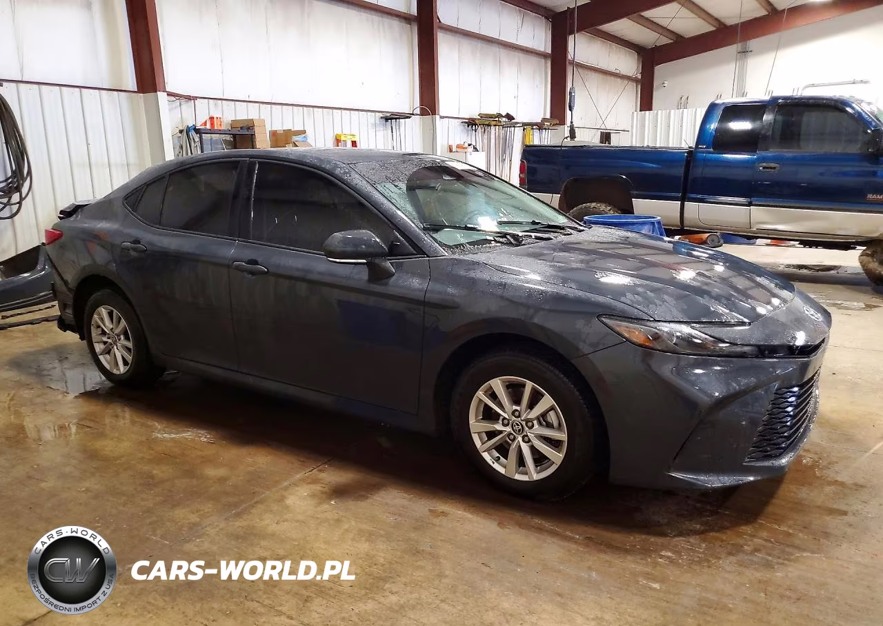 2026 Toyota Camry Le VIN:4T1DBADK8TU550228 - 4