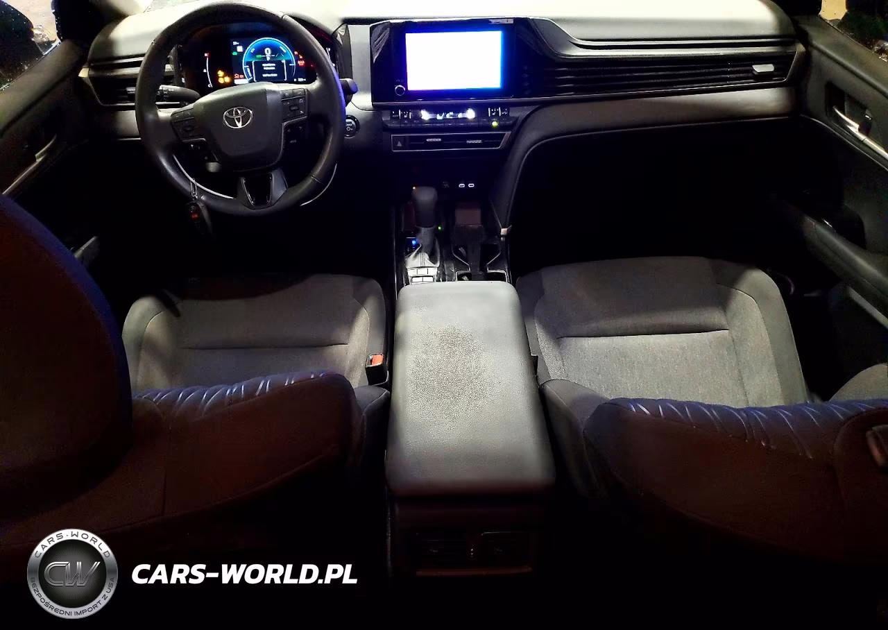 2026 Toyota Camry Le VIN:4T1DBADK8TU550228 - 8