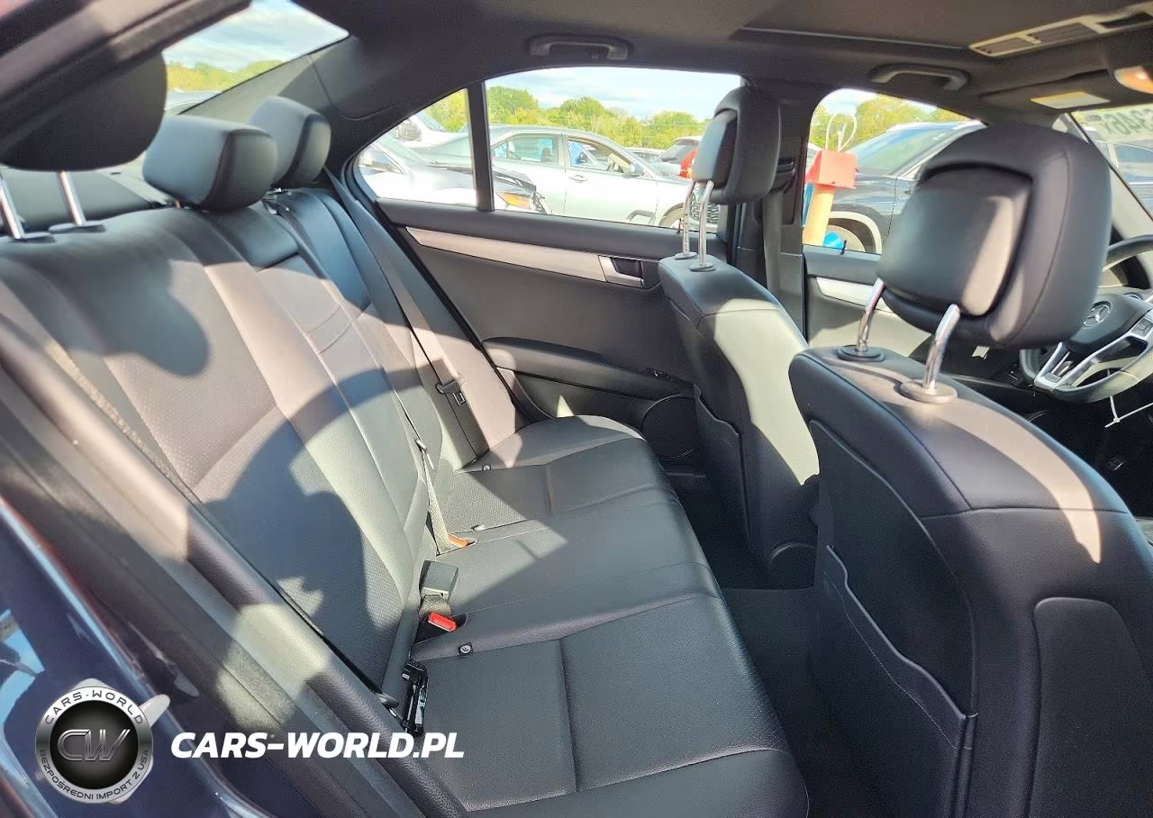 2014 Mercedes-Benz C 300 4Matic VIN:WDDGF8AB7EG208568 - 10