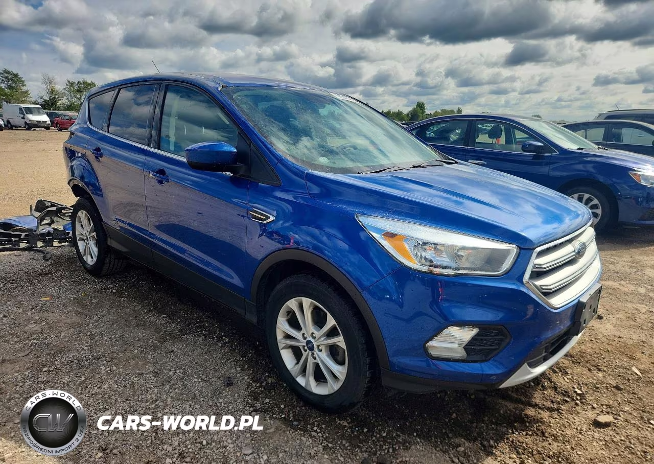 2017 Ford Escape Se VIN:1FMCU0GD0HUD94917 - 4