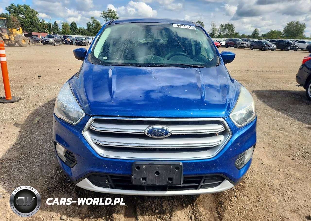 2017 Ford Escape Se VIN:1FMCU0GD0HUD94917 - 5
