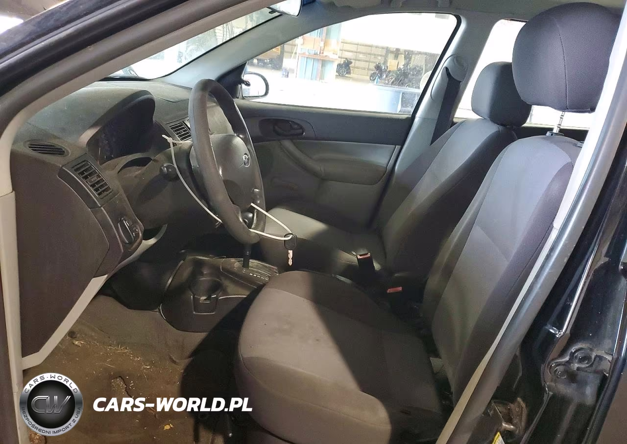 2007 Ford Focus Zx4 VIN:1FAFP34N47W114223 - 7