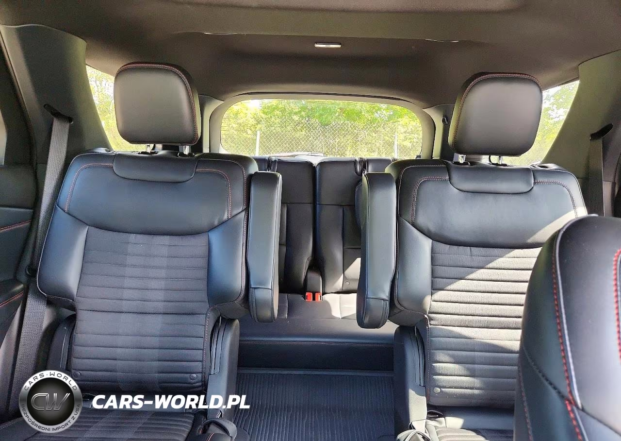 2025 Ford Explorer St-Line VIN:1FMUK8KH2SGA18986 - 10