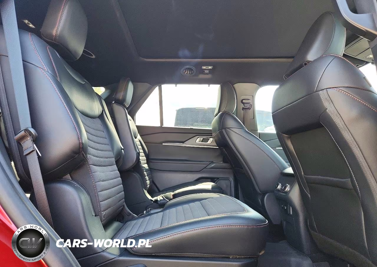 2025 Ford Explorer St-Line VIN:1FMUK8KH2SGA18986 - 11