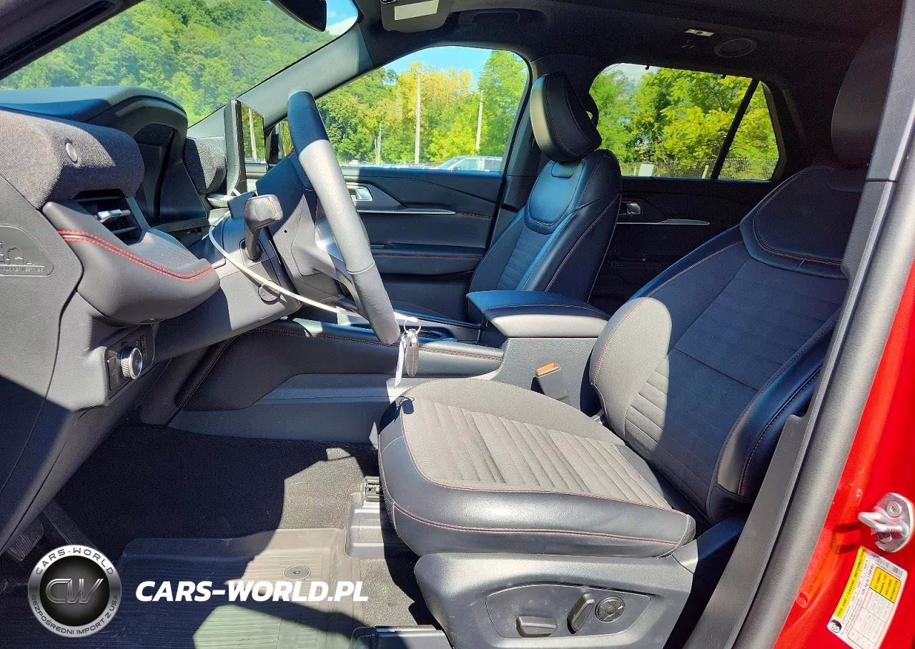 2025 Ford Explorer St-Line VIN:1FMUK8KH2SGA18986 - 7