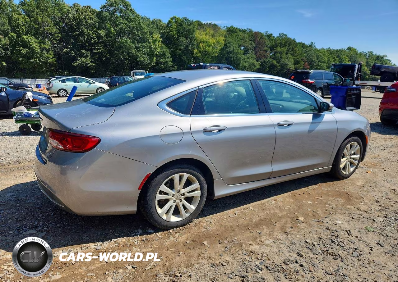 2016 Chrysler 200 Limited VIN:1C3CCCAB4GN175732 - 3