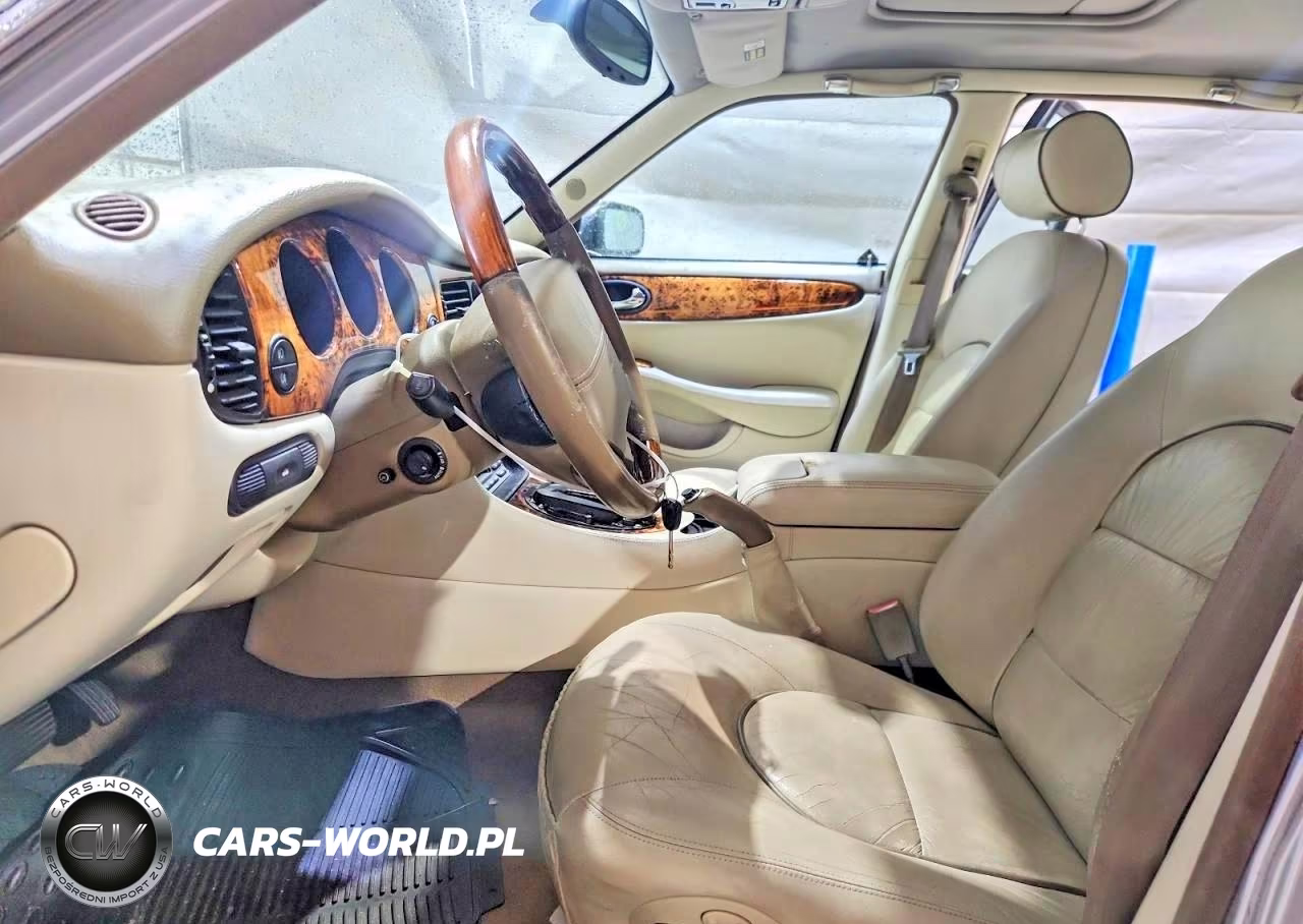 2001 Jaguar Vandenplas VIN:SAJDA24CX1LF27238 - 7