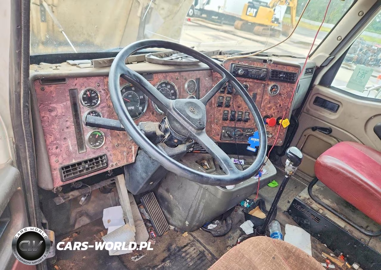 2003 International 9200 9200I VIN:3HSCEAXR63N052518 - 8