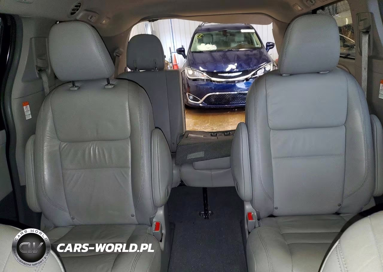 2019 Toyota Sienna Xle Premium 7-Passenger VIN:5TDDZ3DC6KS227092 - 10