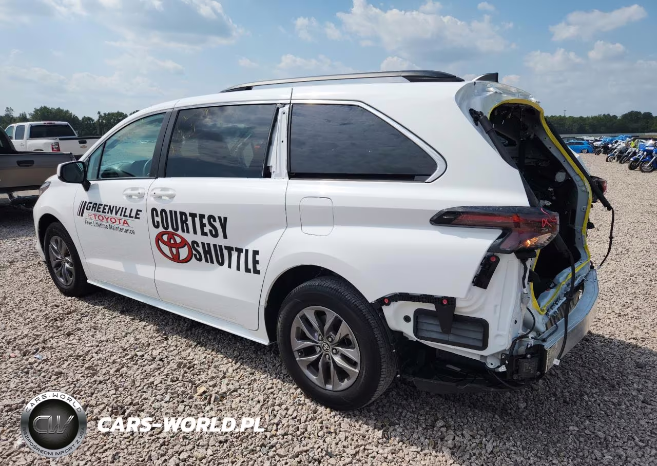 2026 Toyota Sienna Le VIN:5TDKRKECXTS330193 - 2