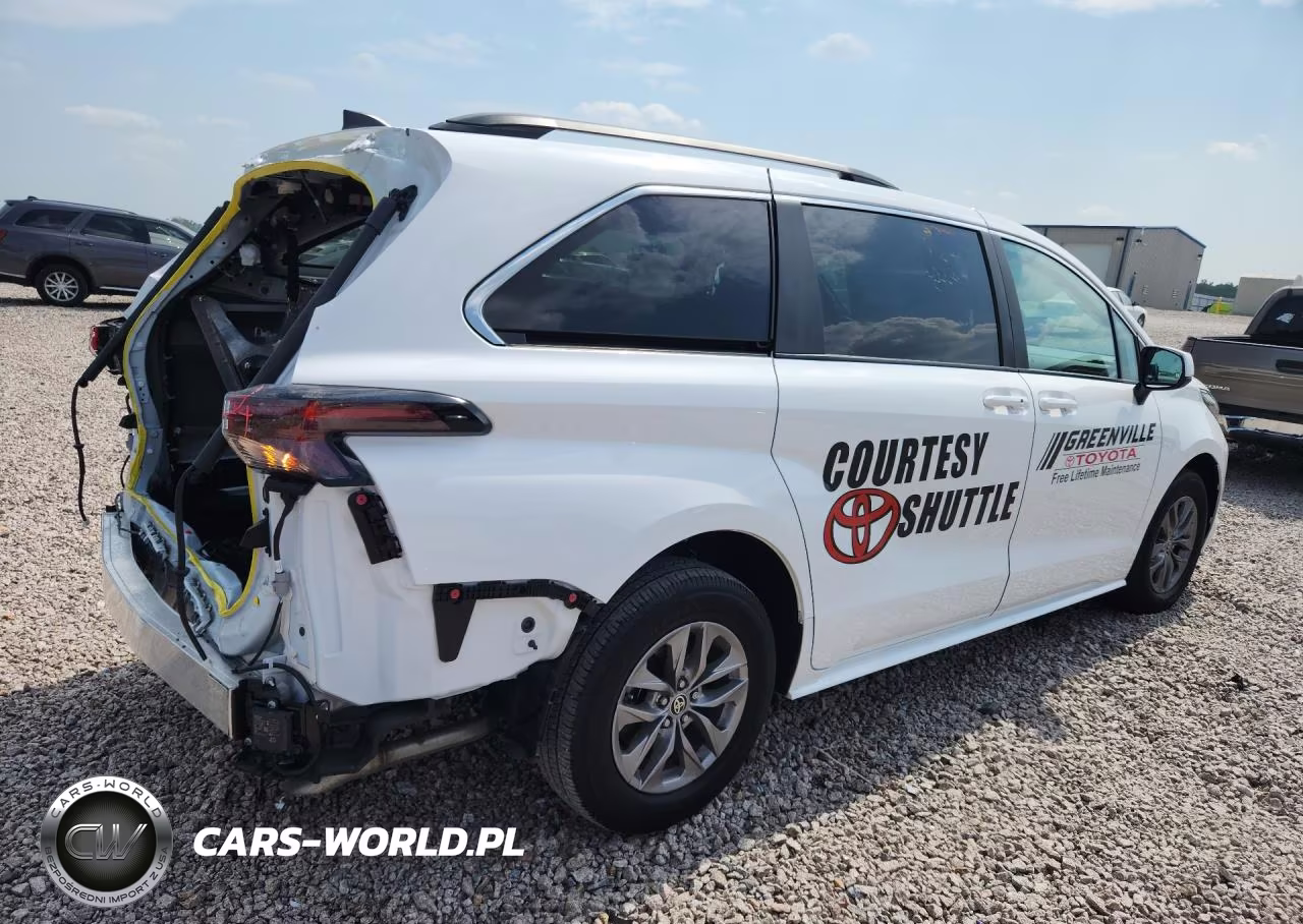 2026 Toyota Sienna Le VIN:5TDKRKECXTS330193 - 3