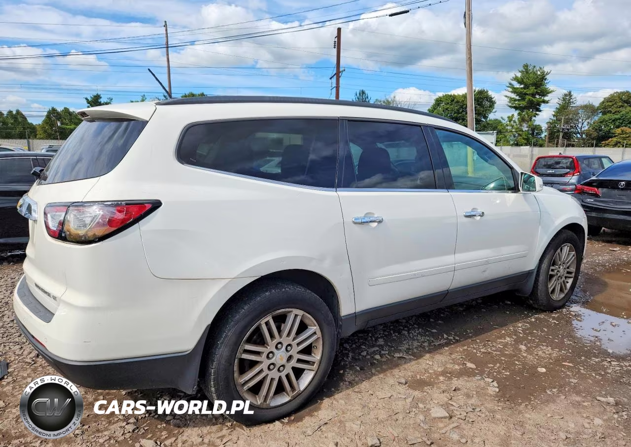 2015 Chevrolet Traverse Lt VIN:1GNKVGKDXFJ332380 - 3