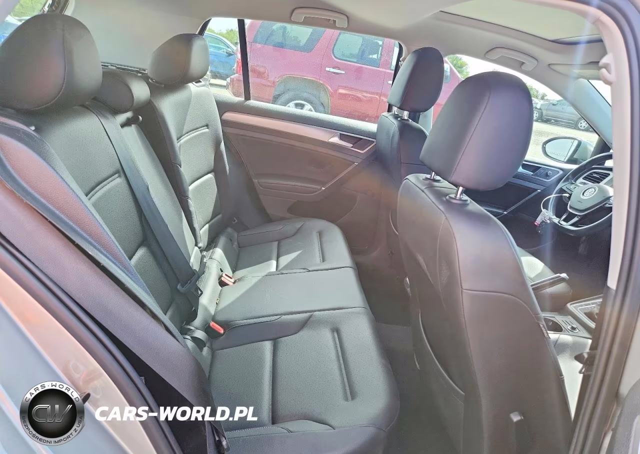 2017 Volkswagen Golf S VIN:3VW217AU6HM040427 - 10