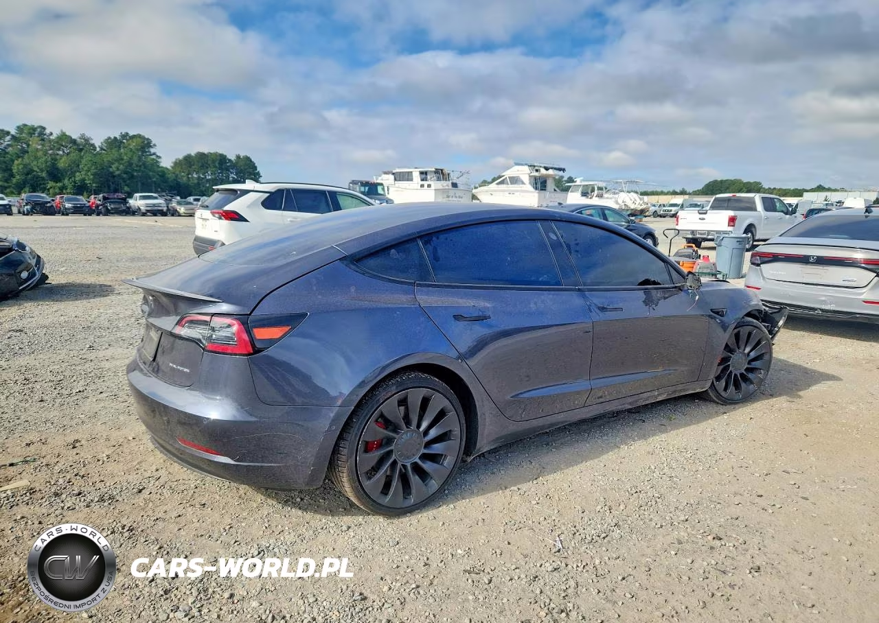 2021 Tesla Model 3 VIN:5YJ3E1EC4MF988477 - 3