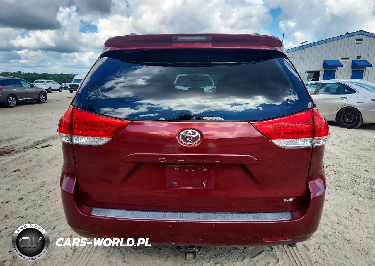 2011 Toyota Sienna Le VIN:5TDKK3DC8BS029366 - 6
