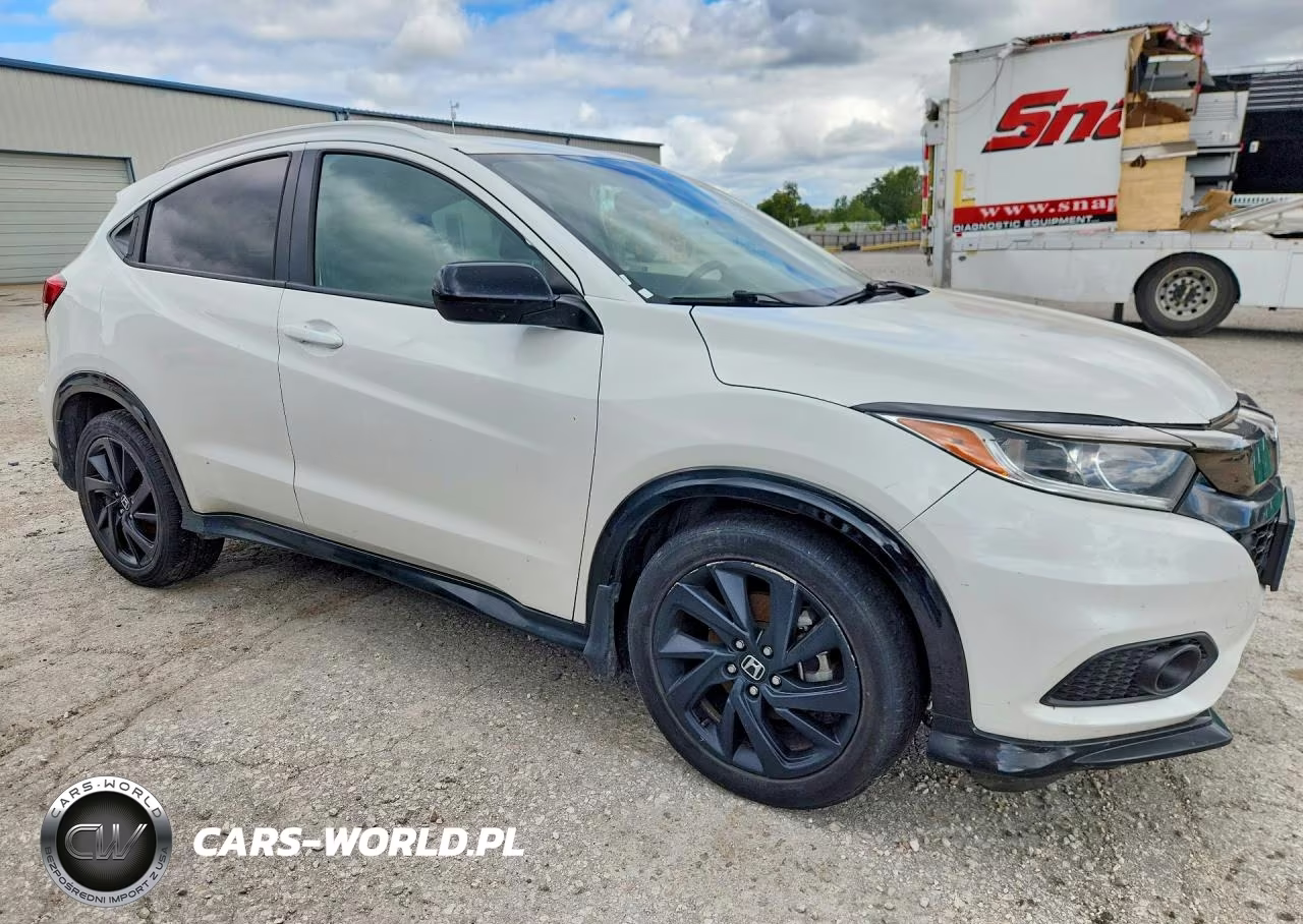 2021 Honda Hr-V Sport VIN:3CZRU6H13MM737007 - 4