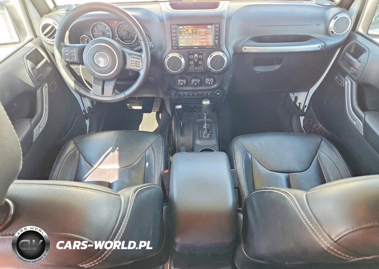 2015 Jeep Wrangler Unlimited Rubicon VIN:1C4BJWFG1FL699868 - 8