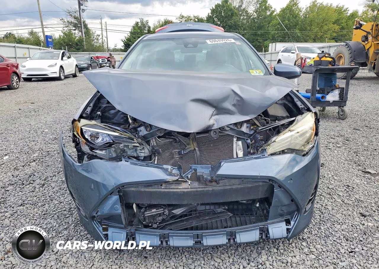 2017 Toyota Corolla Le VIN:2T1BURHE1HC932579 - 5