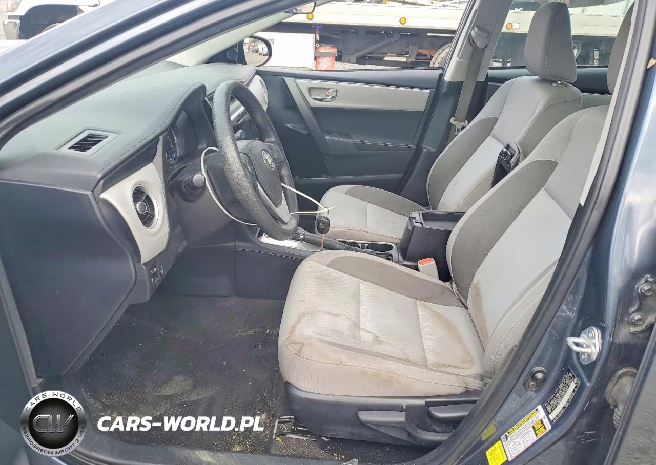 2017 Toyota Corolla Le VIN:2T1BURHE1HC932579 - 7