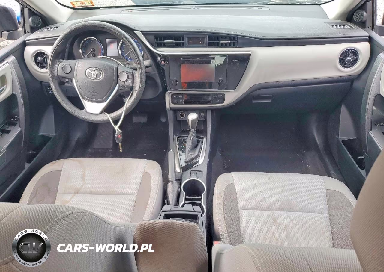 2017 Toyota Corolla Le VIN:2T1BURHE1HC932579 - 8