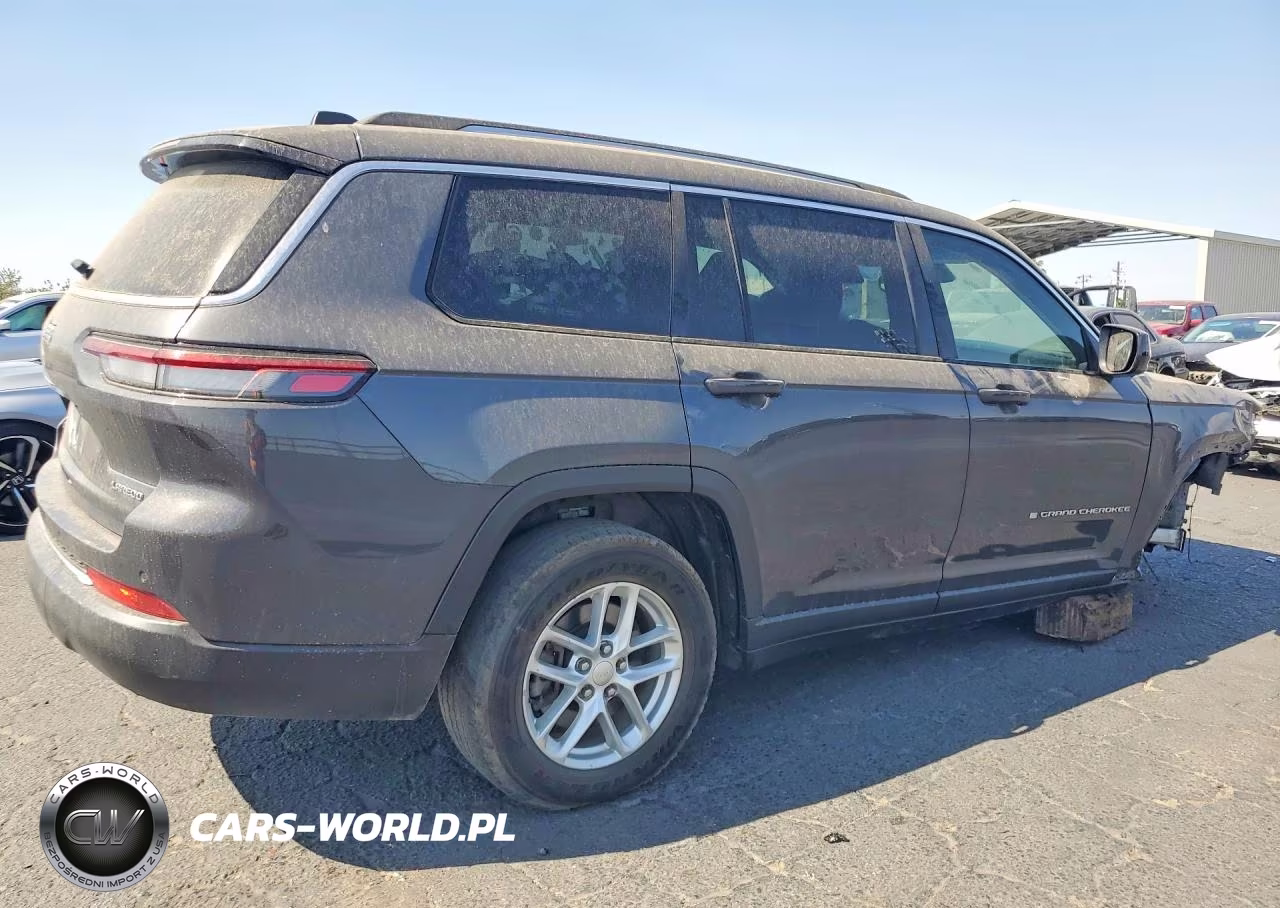 2023 Jeep Grand Cherokee L Laredo VIN:1C4RJKAG8P8731721 - 3