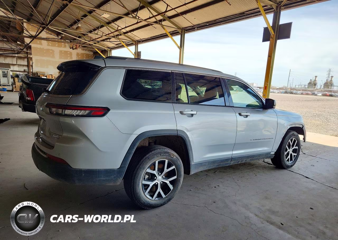 2023 Jeep Grand Cherokee L Limited VIN:1C4RJKBG7P8806648 - 3