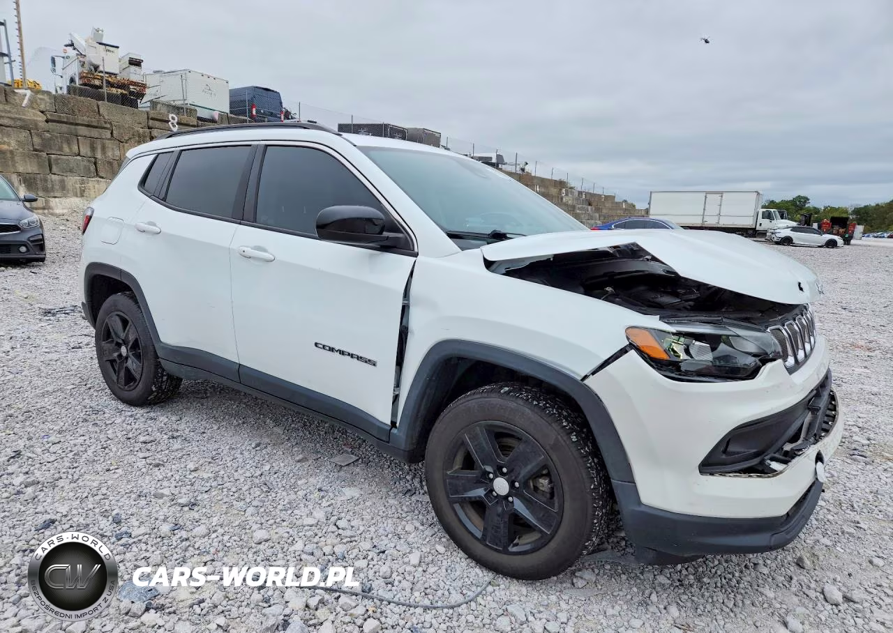 2022 Jeep Compass Latitude VIN:3C4NJDBB3NT222812 - 4