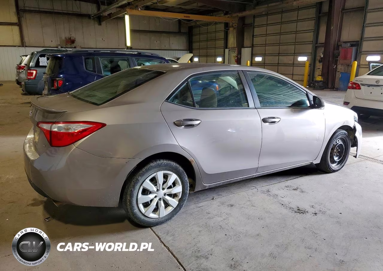 2014 Toyota Corolla Le VIN:5YFBURHEXEP051357 - 3